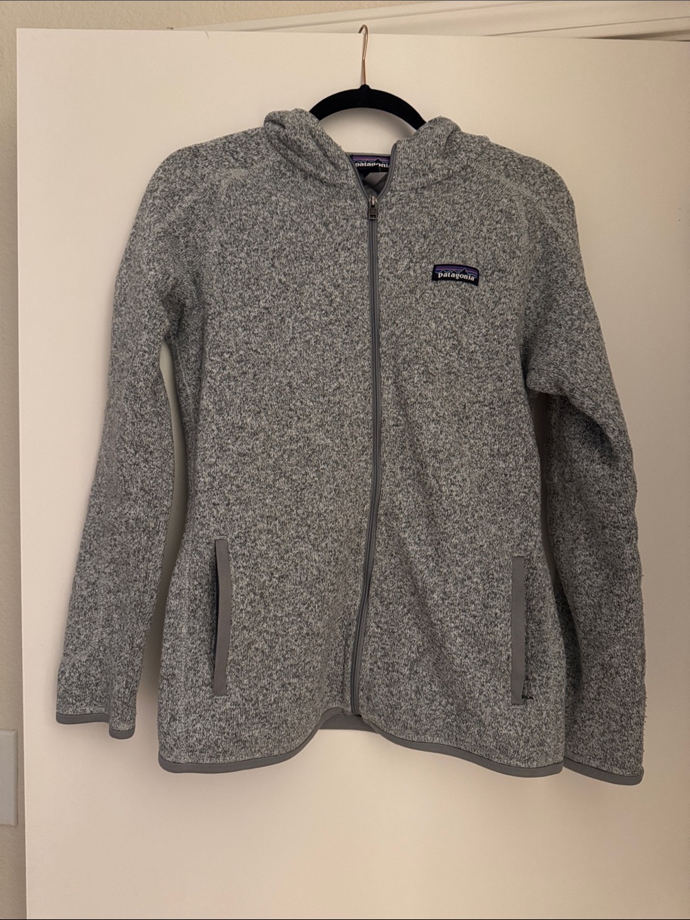 Patagonia Women’s  Heather Gray Full-Zip Hooded Fleece Jacket